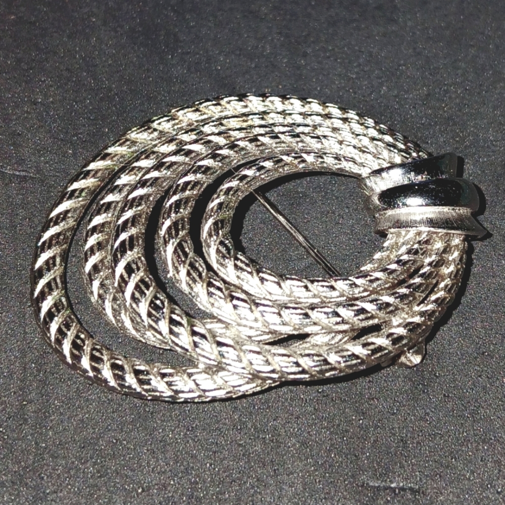 Vintage Rope Twist Silver Tone Abstract Swirl Brooch - Picture 3 of 6